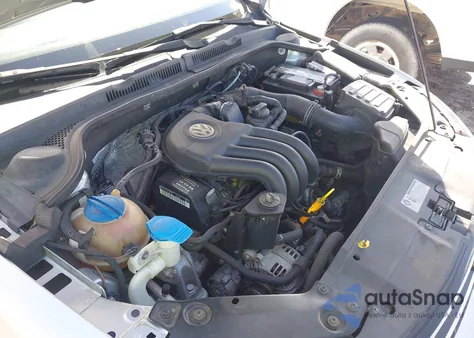 2015 Volkswagen Jetta 2.0L S z USA, uszkodzony, nr VIN 3VW2K7AJ2FM260180